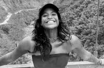  Morre brasileira que caiu em trilha de vulcão na Indonésia 